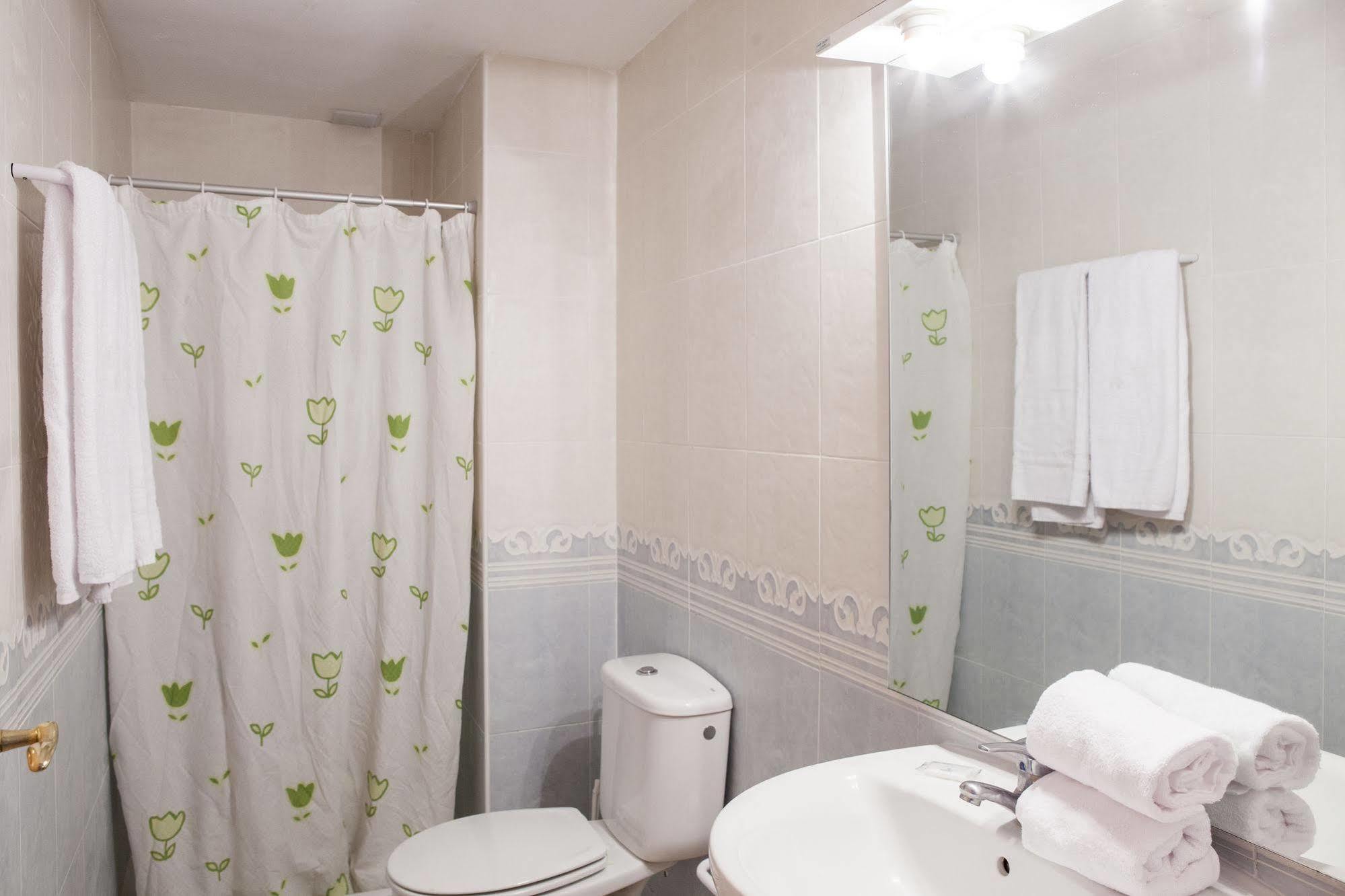 Ibersol Siesta Dorada Apartment Salou Luaran gambar