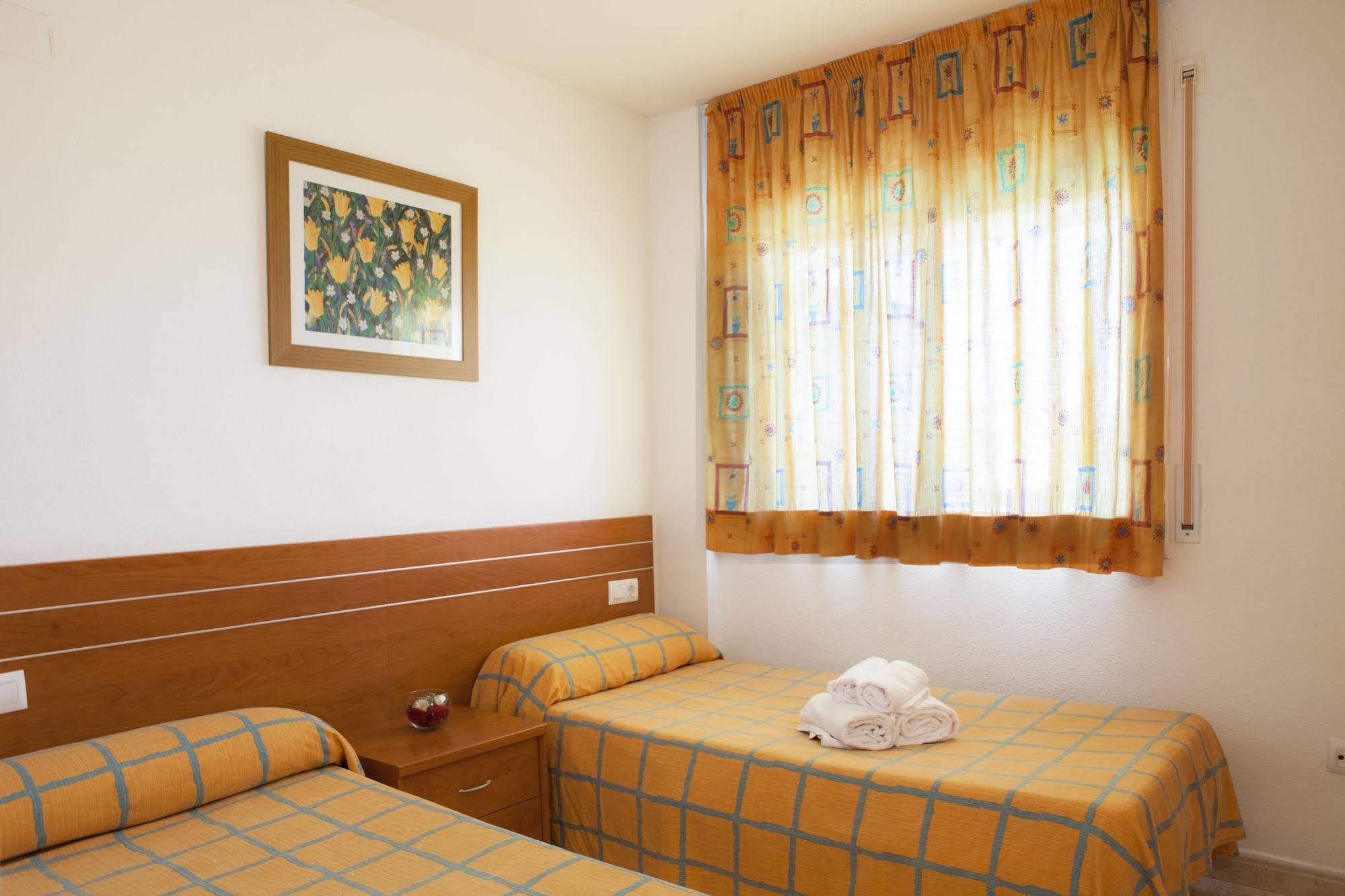 Ibersol Siesta Dorada Apartment Salou Luaran gambar